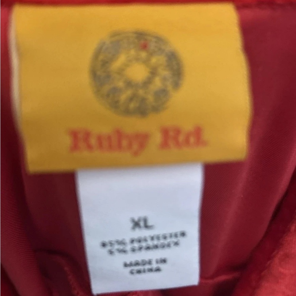 Ruby Rd Holiday Christmas Tunic Top XL 1X Red Embossed Velvet Excellent‎ - Picture 8 of 8